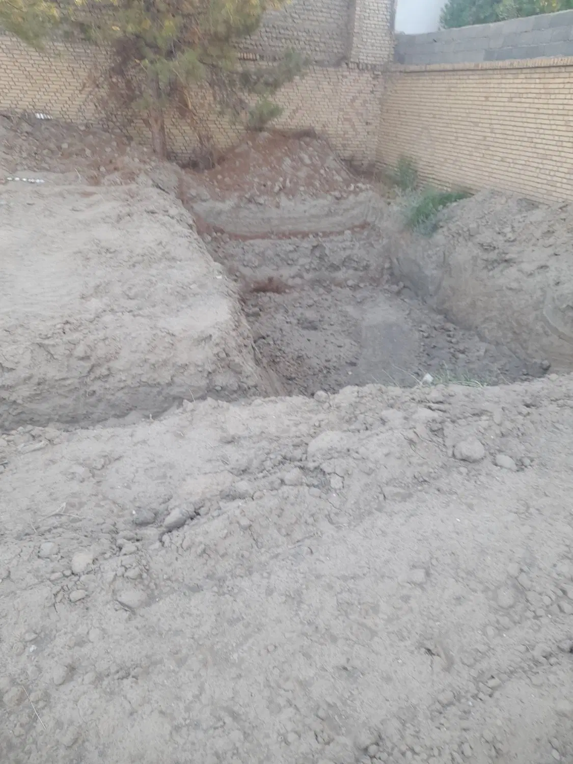 توس ۱۶۹ بوستان ۲۰ زمین باغی ۱۷۰۰متر