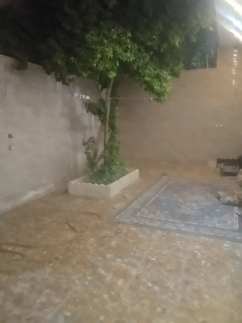 فروش واحد دو خوابه طبقه همکف