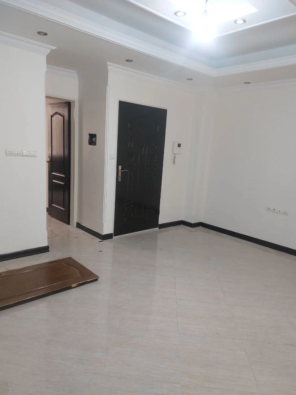 ۶۰ متر _ دوخواب _ پارکینگدار