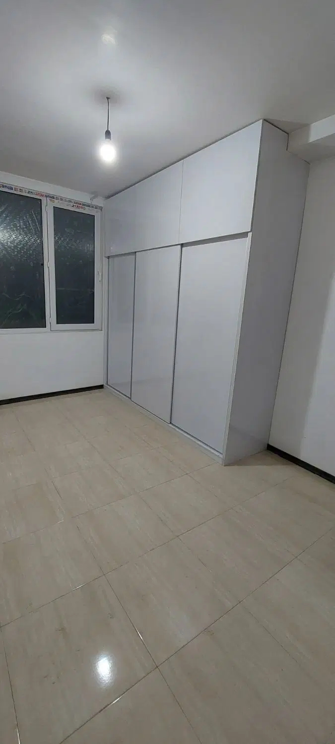 آپارتمان ۸۵ متری  تمیز