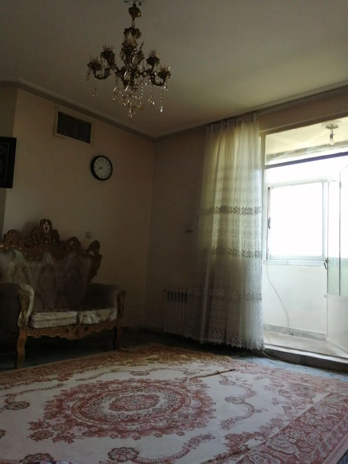 ۸۳متر سند تک برگ با پارکینگ(مسکن تخت جمشید)