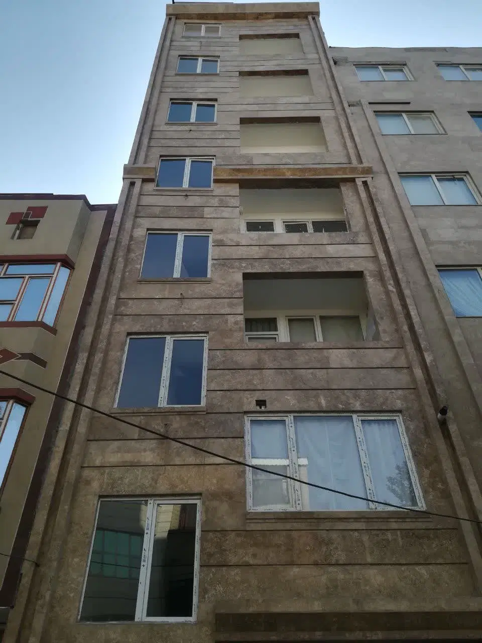 معاوضه آپارتمان ۱۱۰ متری فول با ویلایی در کوی امیر
