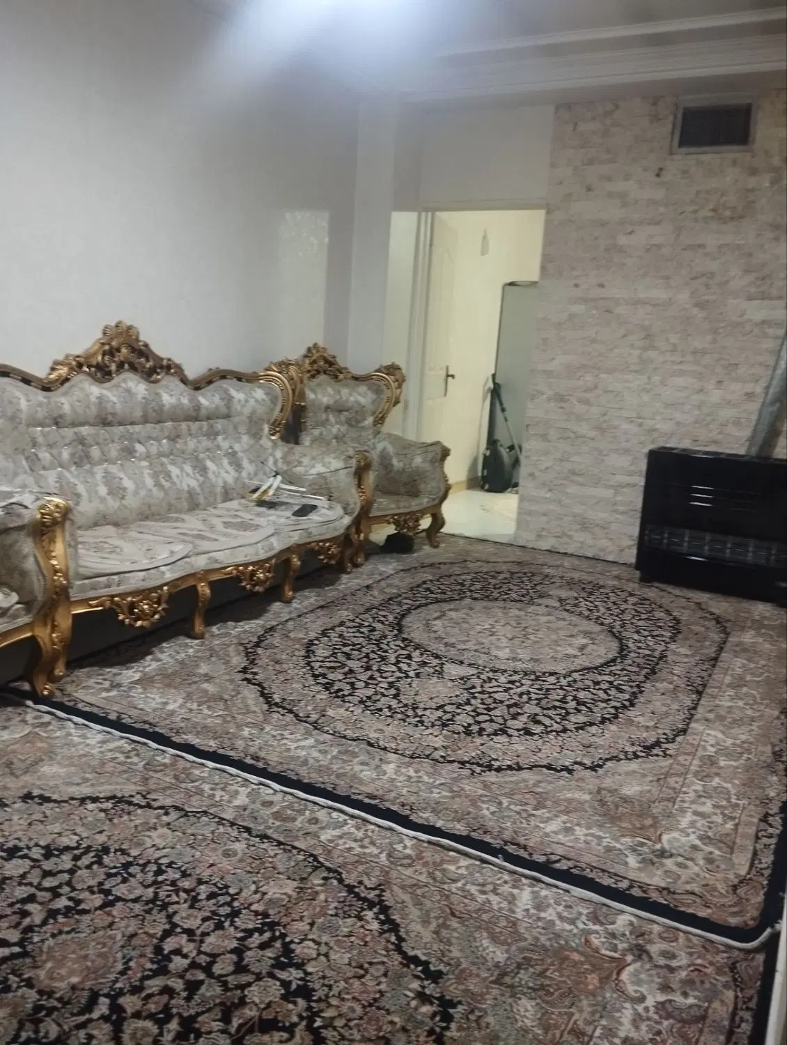 فرصت استثنایی درقلب ولیعصر،آپارتمان ۶۳متری دوخوابه