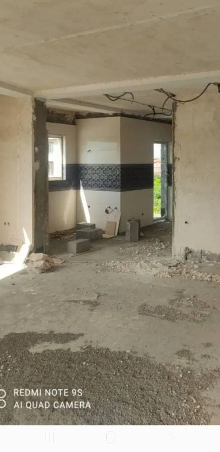 خانه ویلایی نیمه کاره ۶۰ درصد ساخته شده