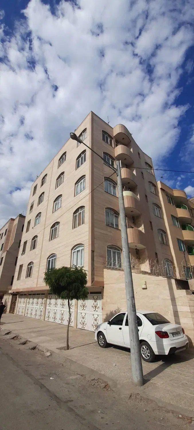 80 متر سیدرضی