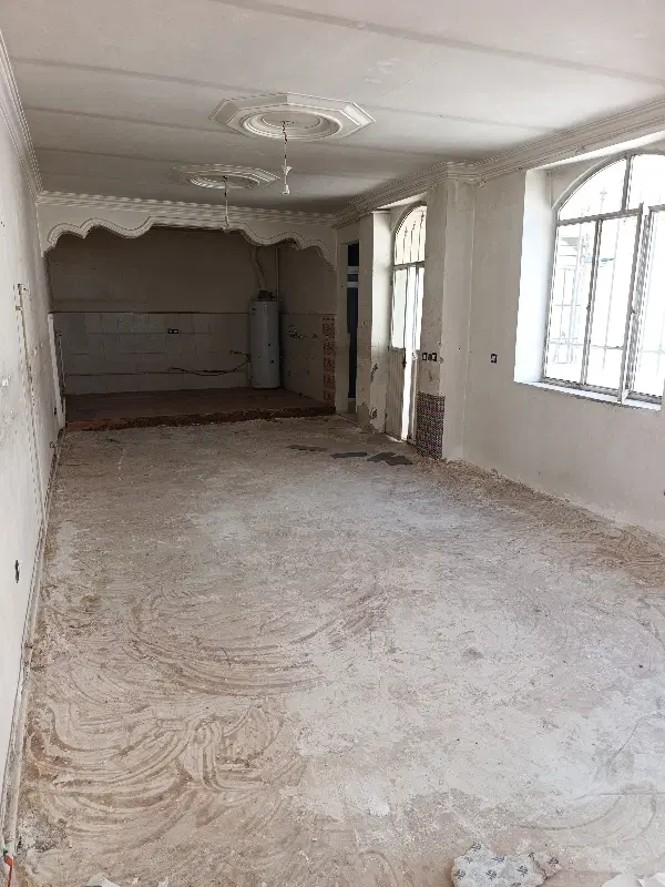 خانه دونبش وکیل زاده اول140متر