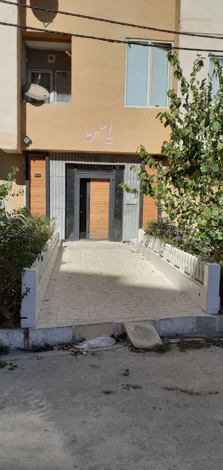 فروش اپارتمان ۸۵ متری مسکن مهر ابریشم (نیارش)۲