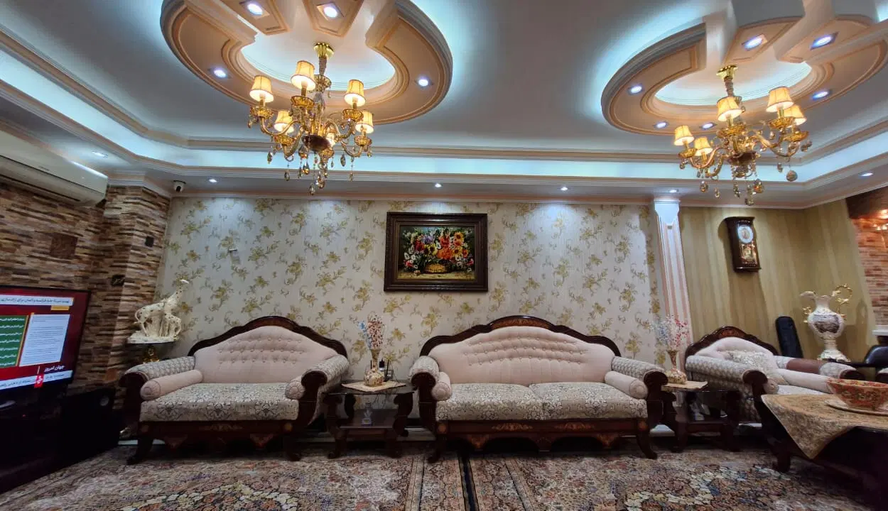 نارمک مدائن ۹۳متر دوخواب نوسازی شده