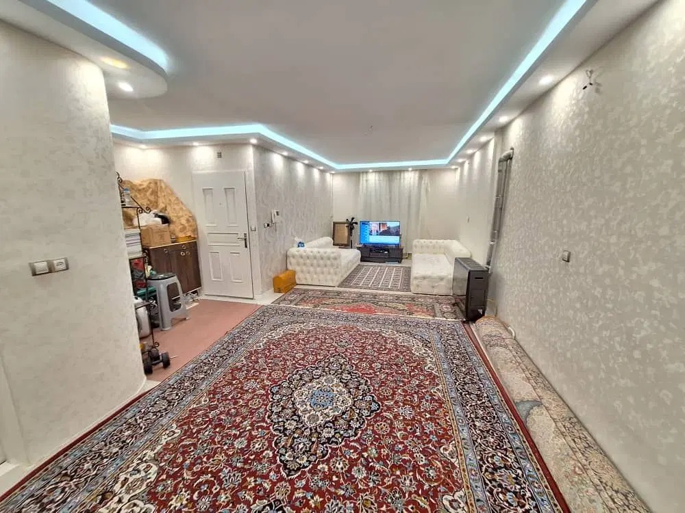 واحد ۶۵ متری در افسریه