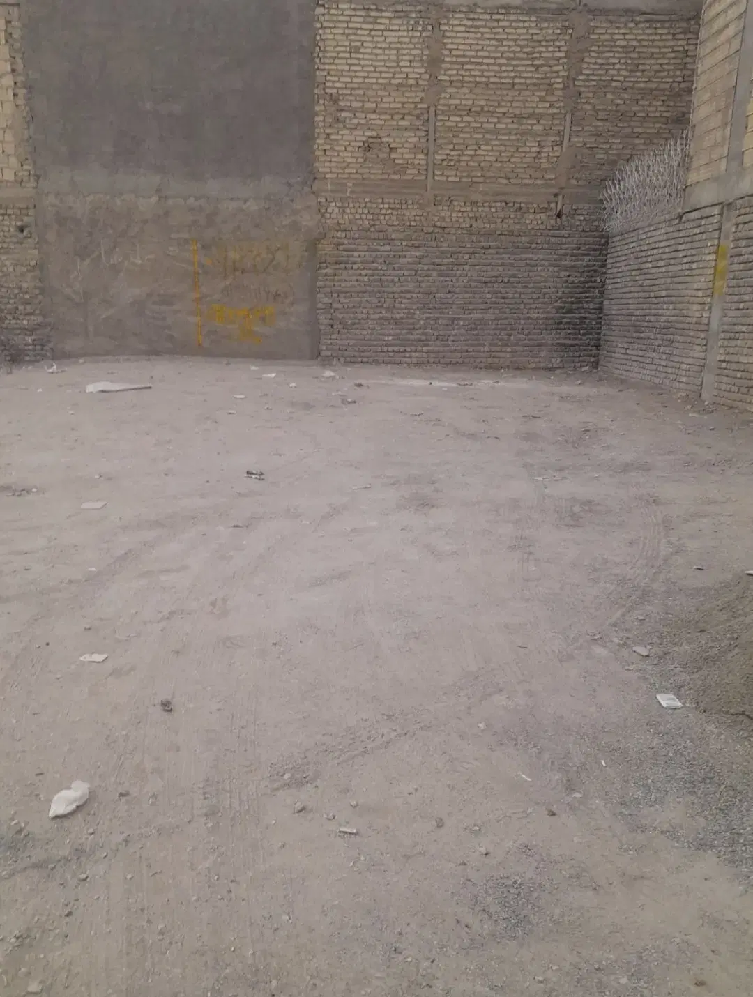 زمین ۱۷۷متر جنوبی قابل معاوضه با پروانه ساخت