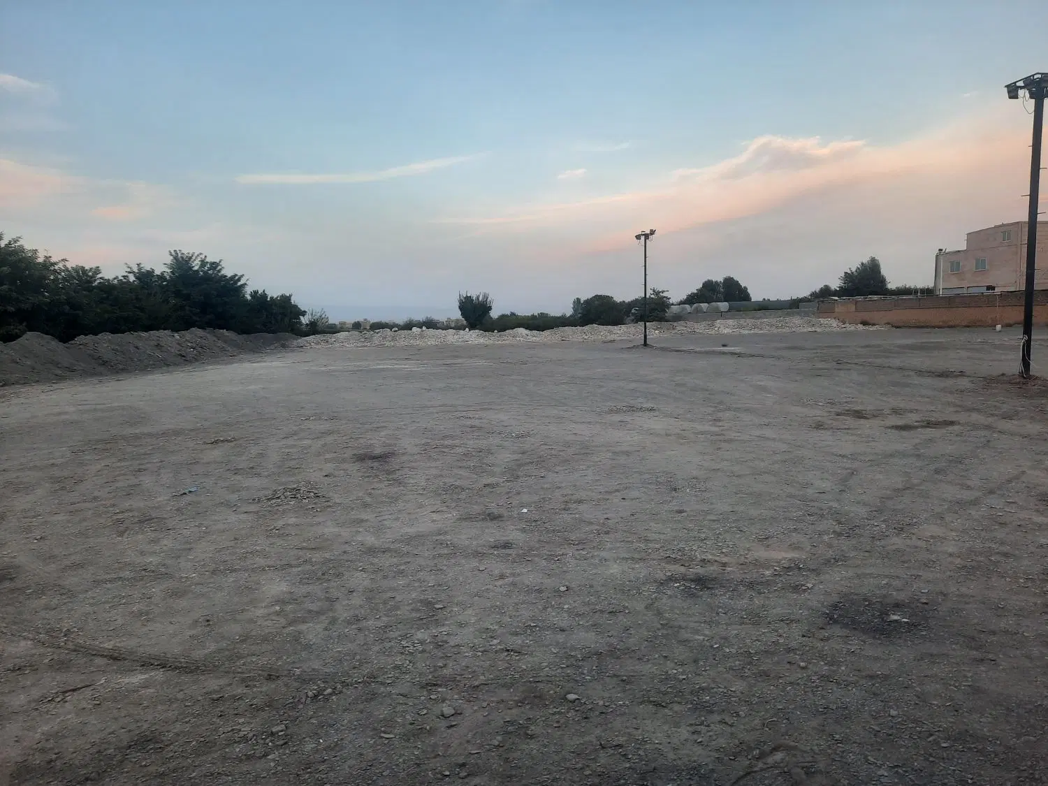 زمین اجاره ای