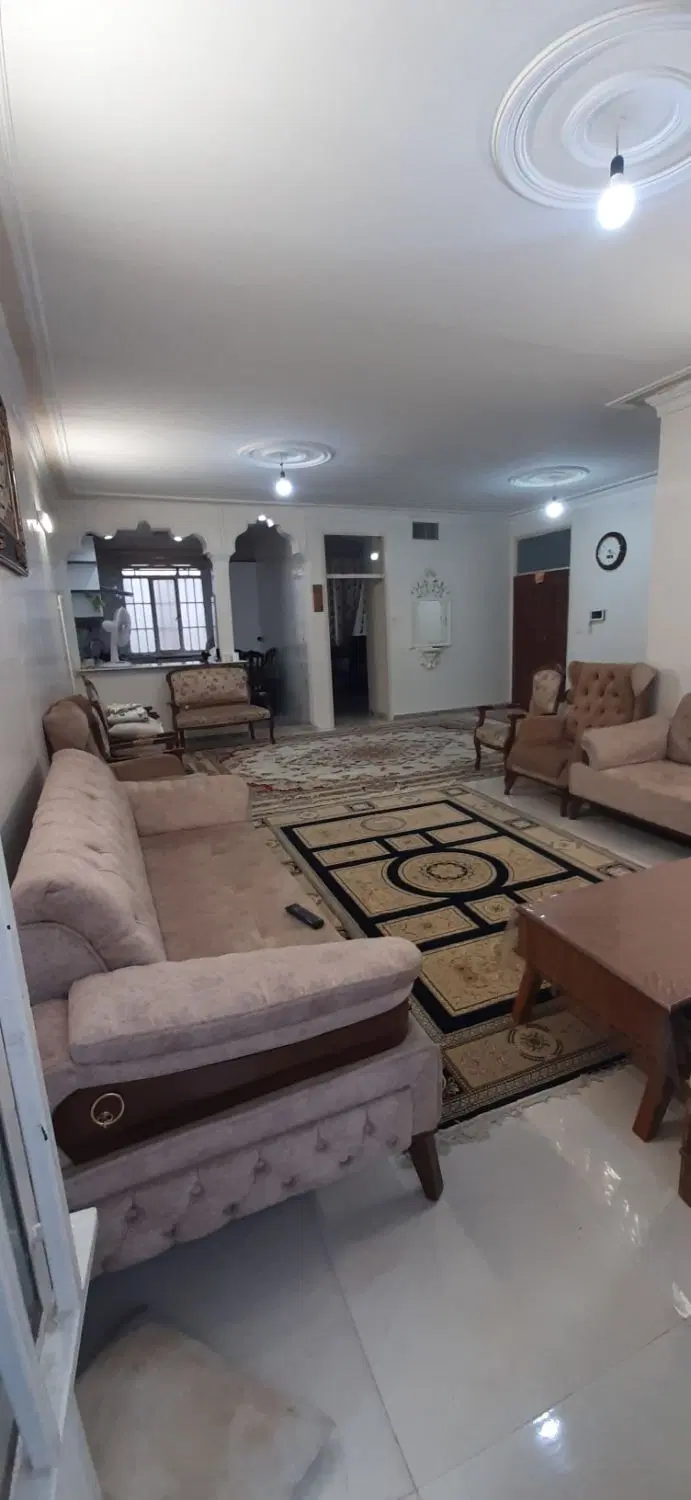ویلایی۲۱۵متر