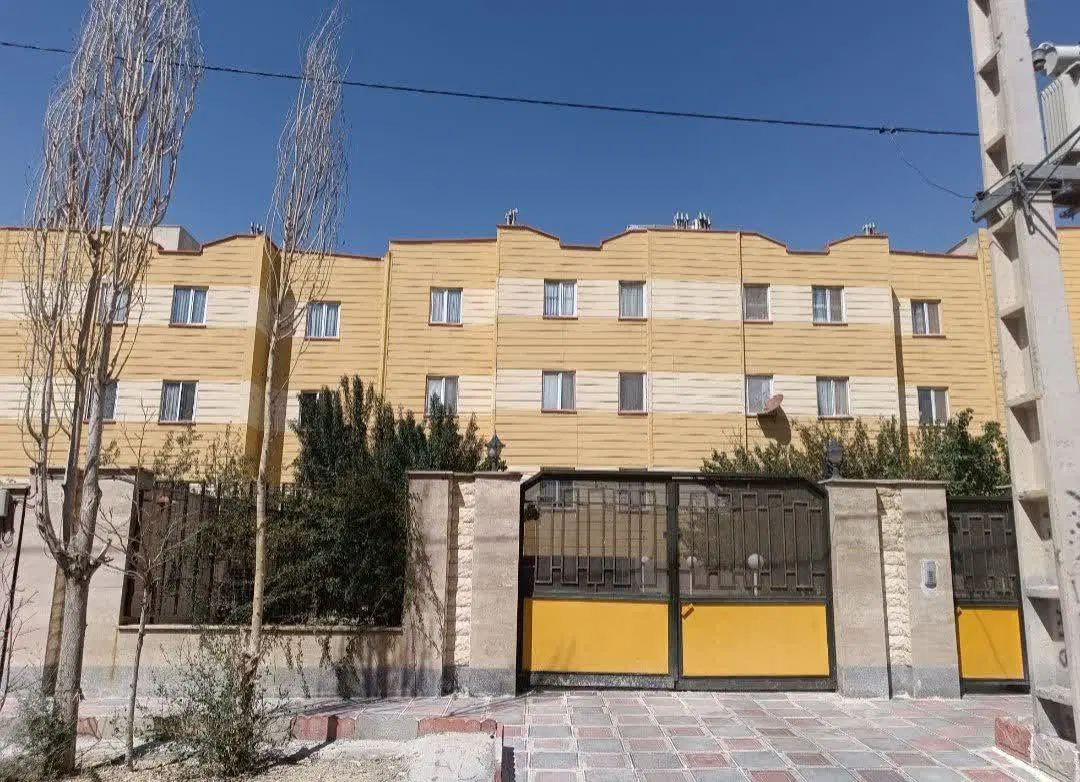 فروش آپارتمان خوش نقشه و تمییز ۷۵ متری در فیروزکوه