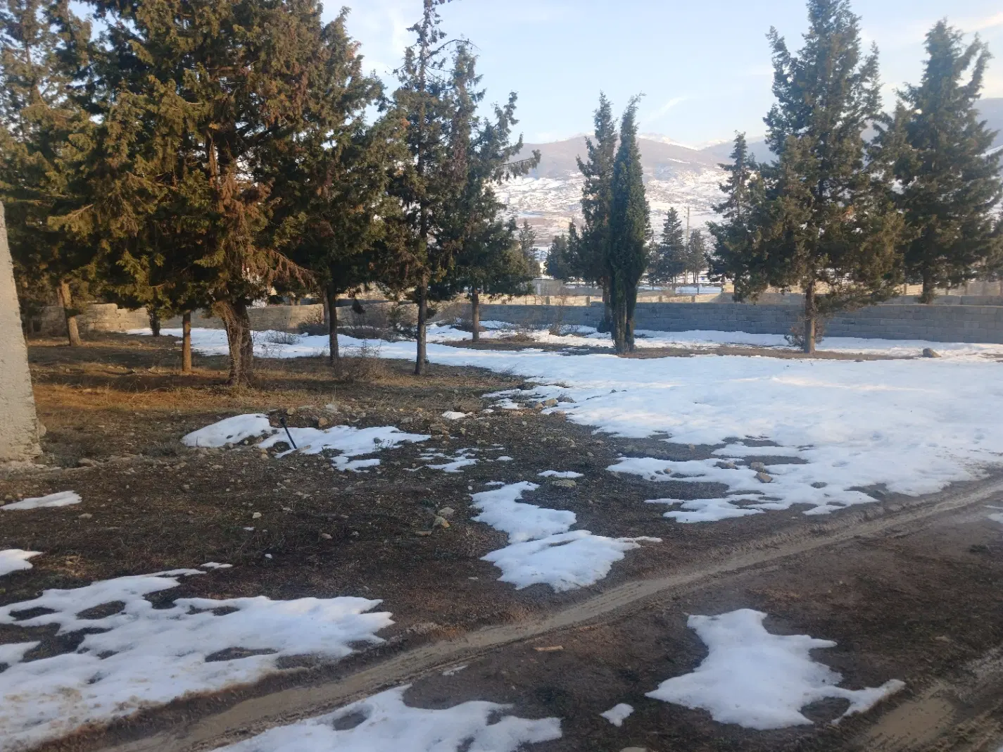 یک قطعه شهرکی
