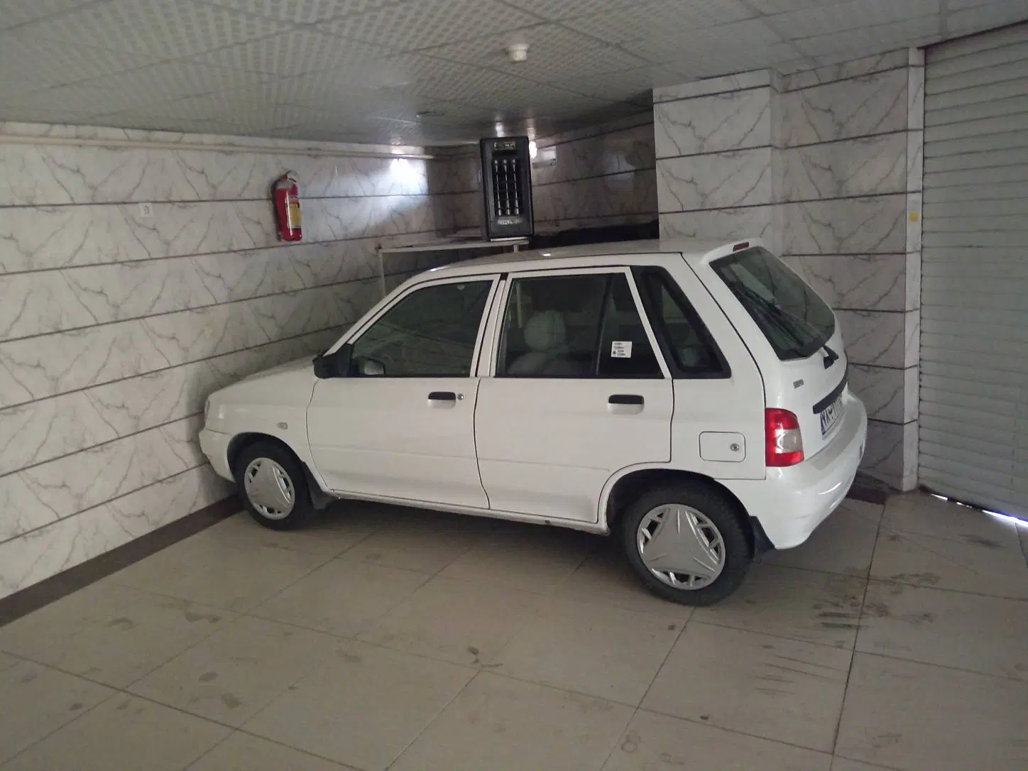 پارکینگ اختصاصی