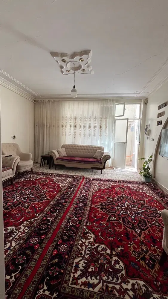 فروش خانه مسکونی ارم  بهمن آباد