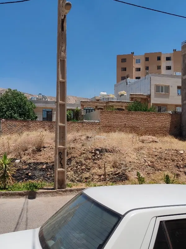 زمین ساحلی تکاور