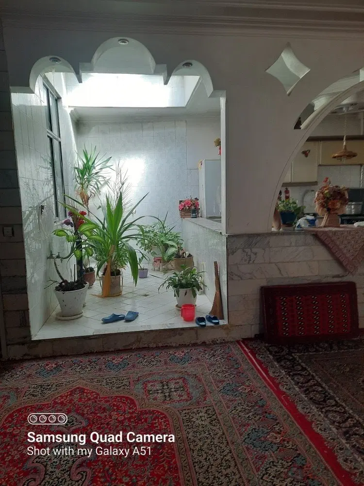 فروش خانه ویلایی ۲۱۰ متر