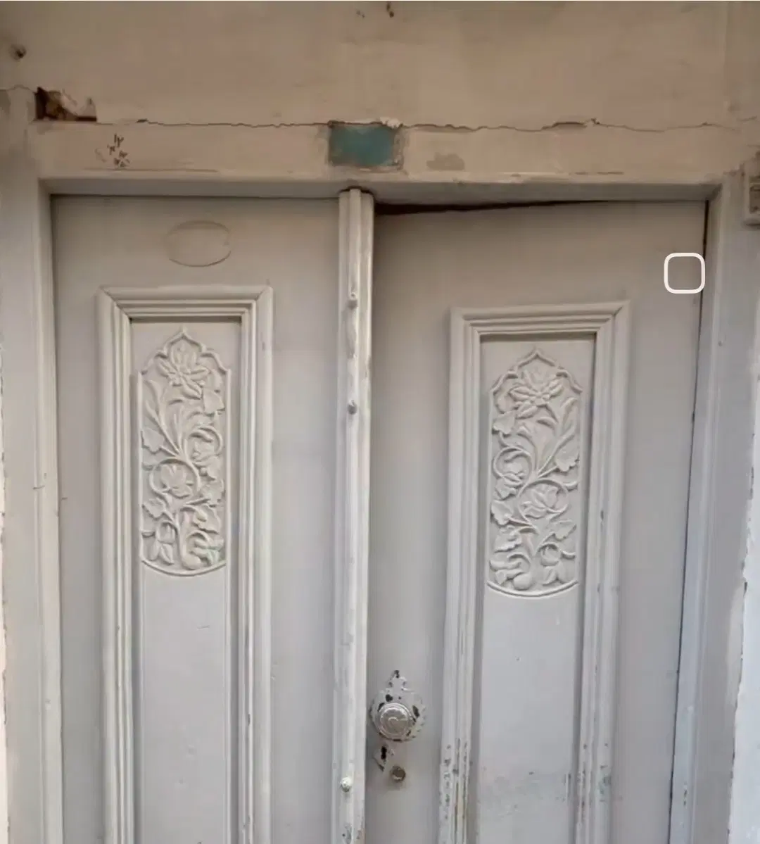 فروش منزل دو طبقه ویلایی ۴۴۰ متر۶ درب خ ولی عصر