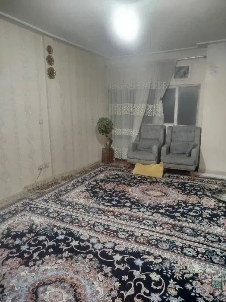 ۶۲متر دوخوابه پارکینگدار