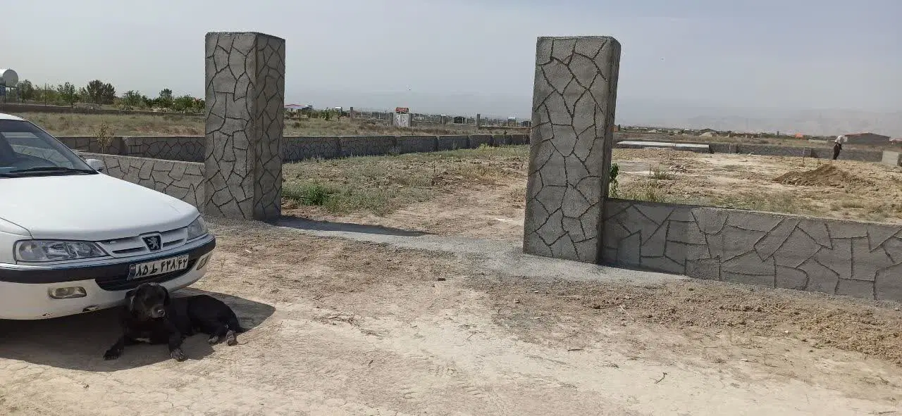 زمین باغ