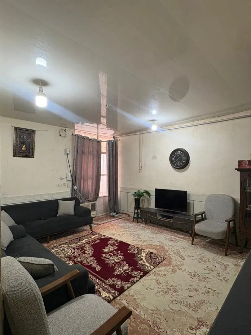 منزل ایستگاه ده رو به رو دادگاه بهار ۹۲
