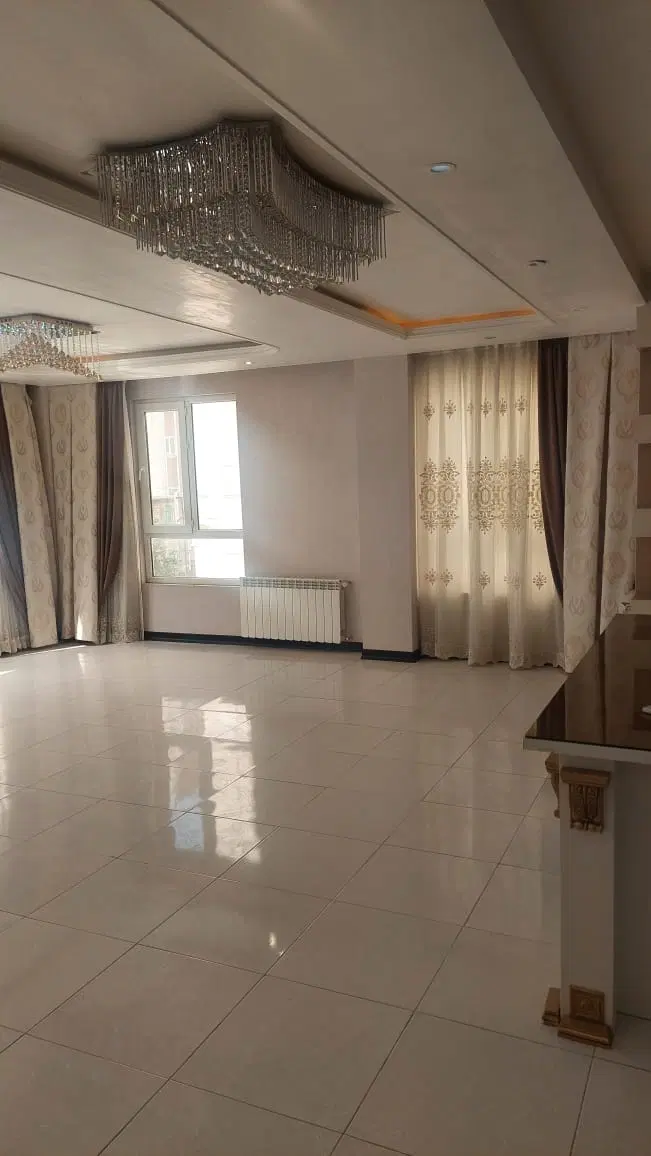 خیابان طالقانی۹۸متر مجتمع کوثر۸میلیارد