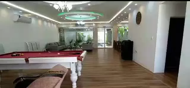 ویلا باغ استخر دار آب گرم آبگرم در شیراز