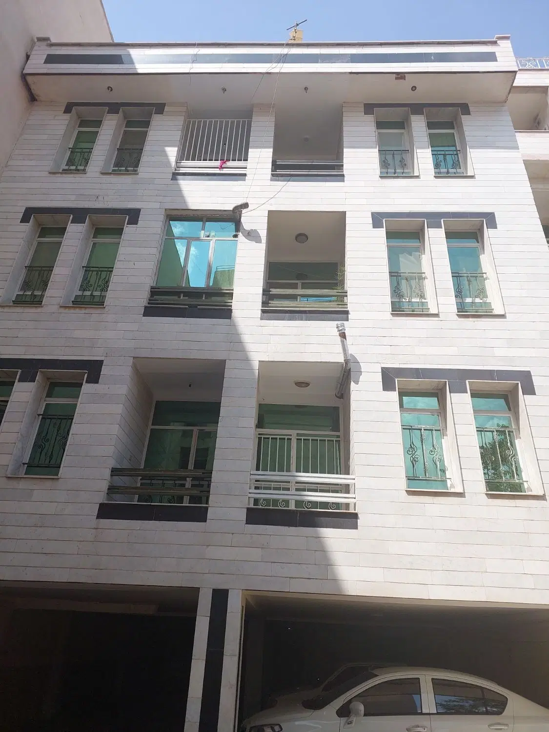 آپارتمان ۶۲ متری فروشی