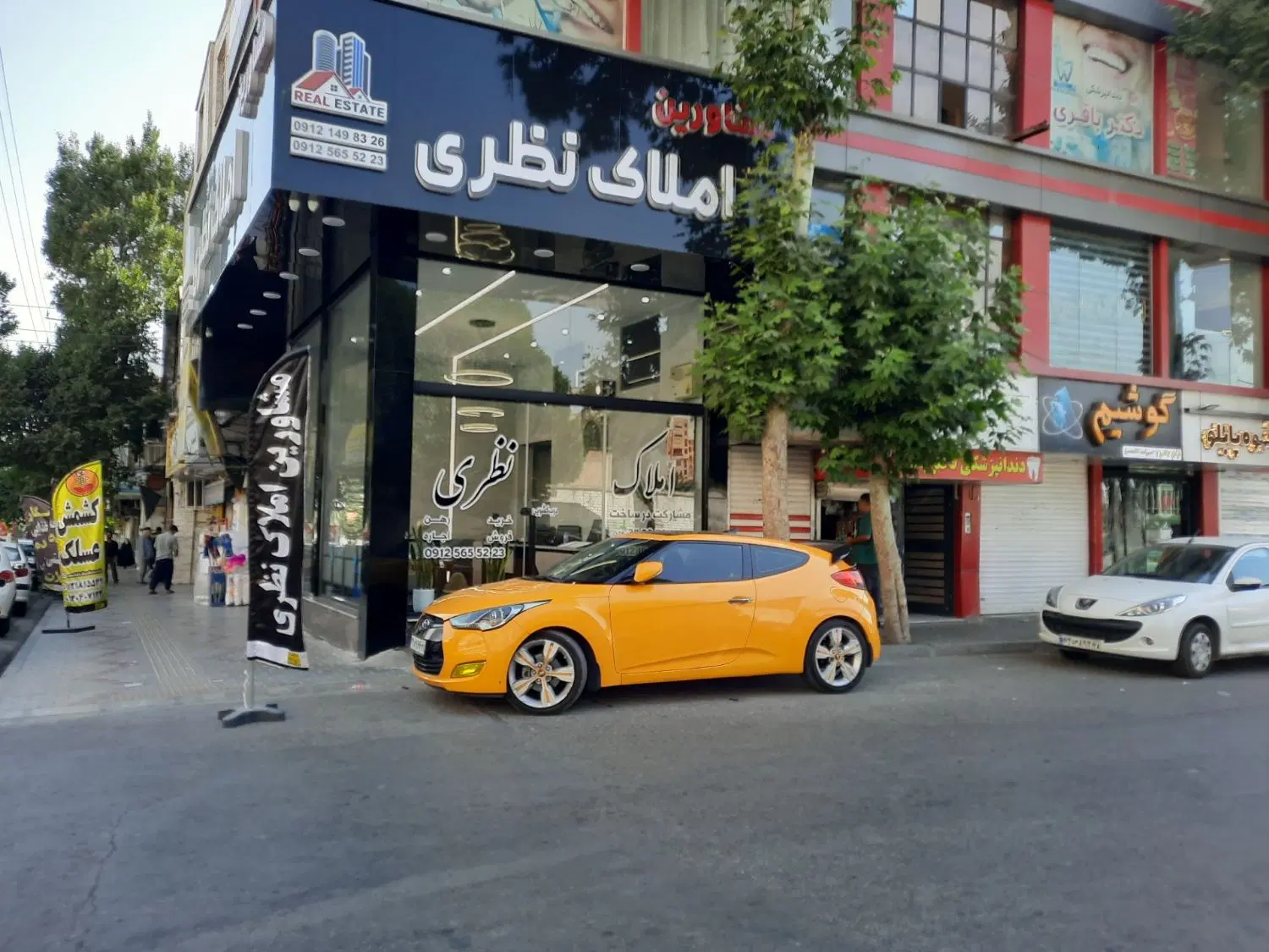 انقلاب فروردین ۱۰۵متر۲خواب  پارکینگ،انباری،آسانسور