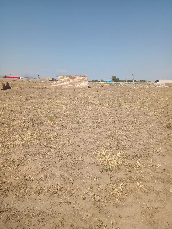 زمین مسکونی