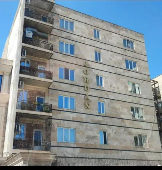 ۱۱۰متر تاپ لوکیشن خ ملک و قدوسی فول بازسازی