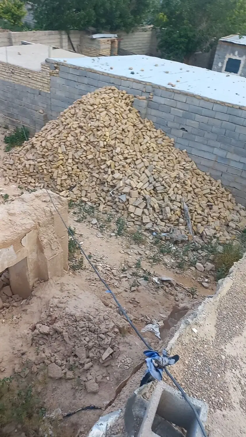 ۲۰۰ متر داخل بافت