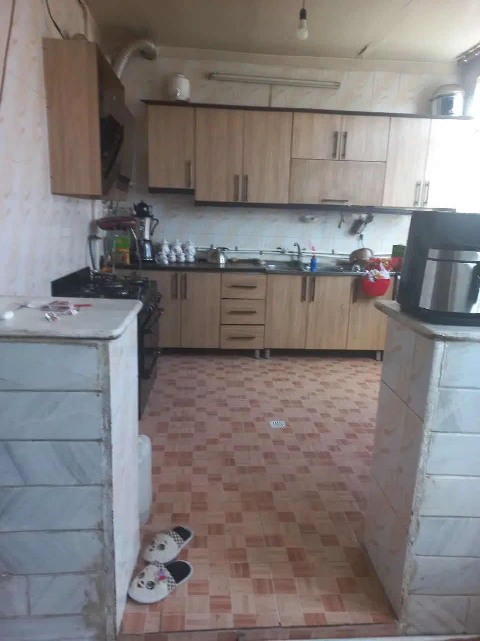 ملک سه طبقه  با سند ۶ دانگ و عدم خلاف