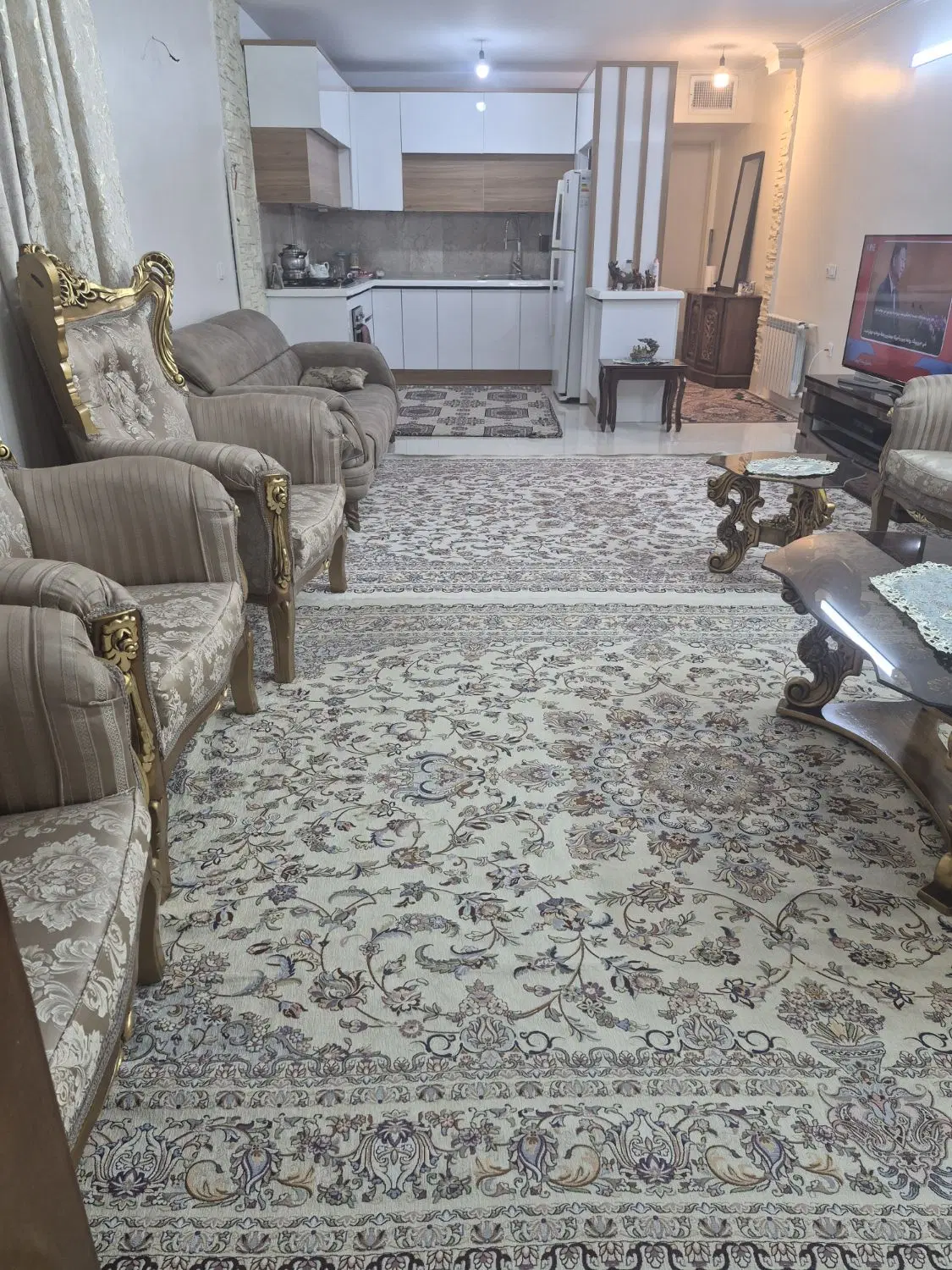 آپارتمان 73متری خیابان آذربایجان