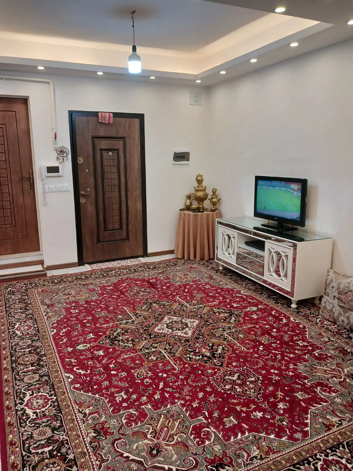آپارتمان در آبرسان