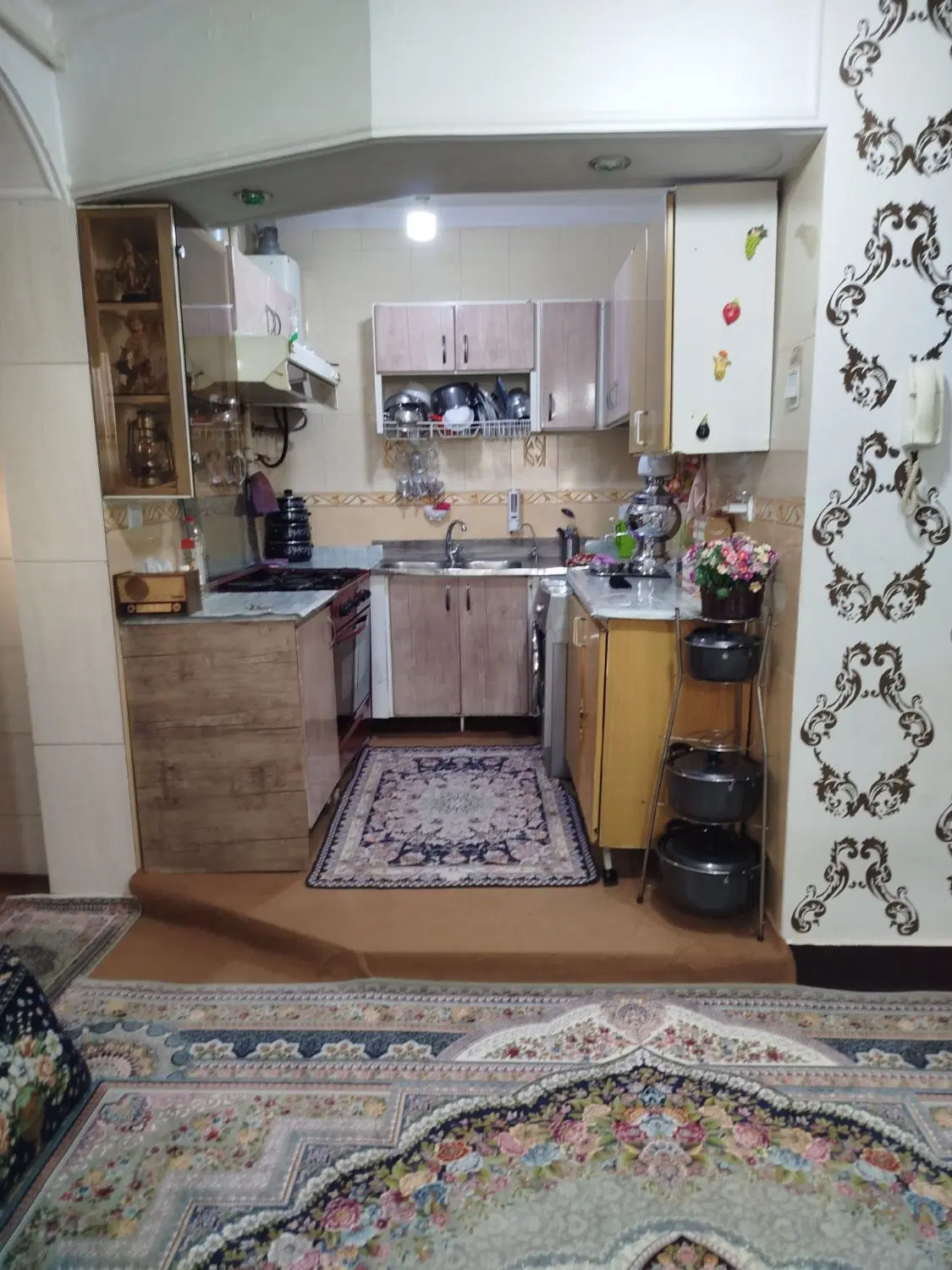 واحد ۶۰ متری فرهنگیان ۱
