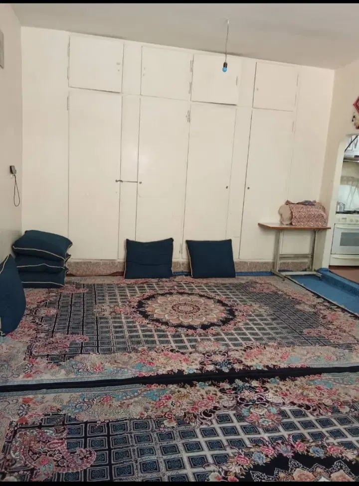 خانه ویلایی حیاط دار۵۶متری