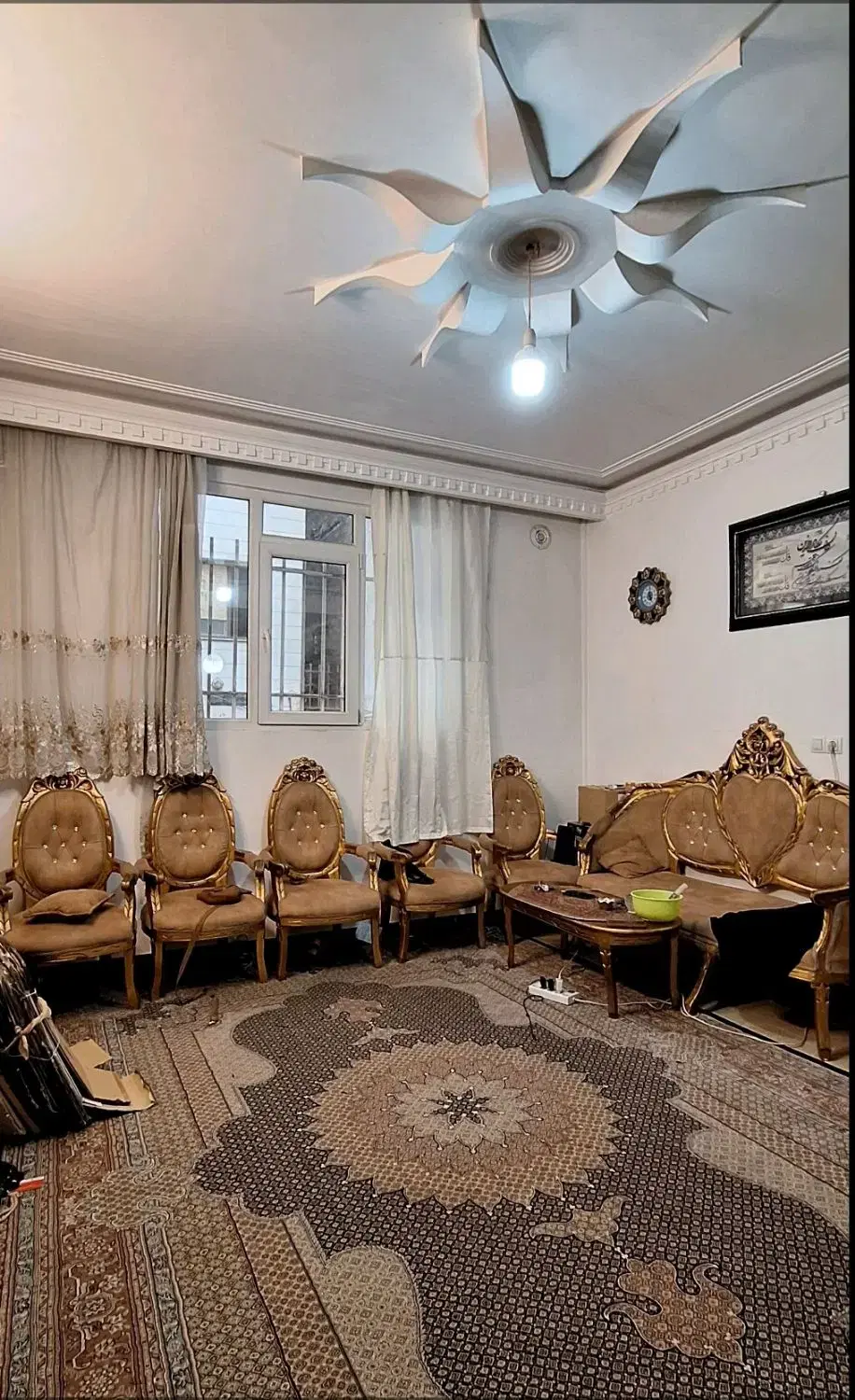 آپارتمان درچهار طبقه تک واحدی