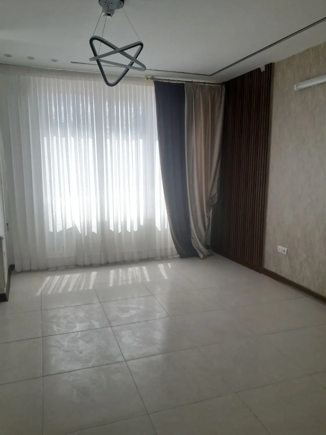 آپارتمان ۸۰متری خیلی شیک فول امکانات