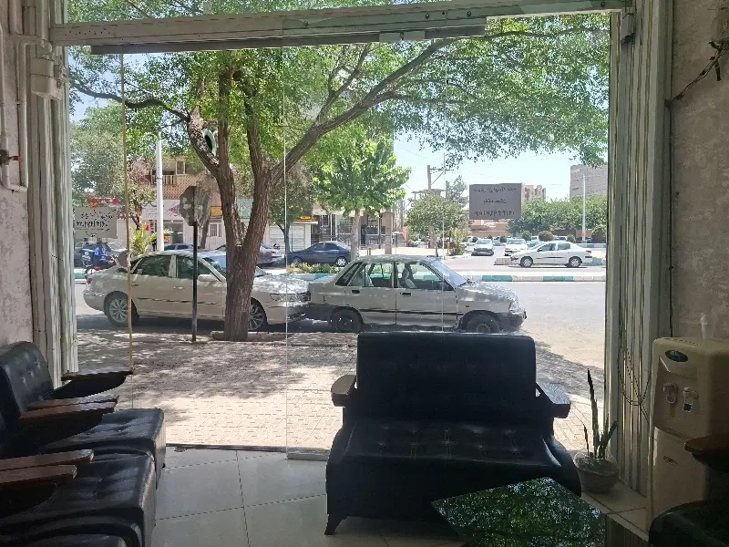 مغاز ۲۵۰متری لب ۲۴اذر