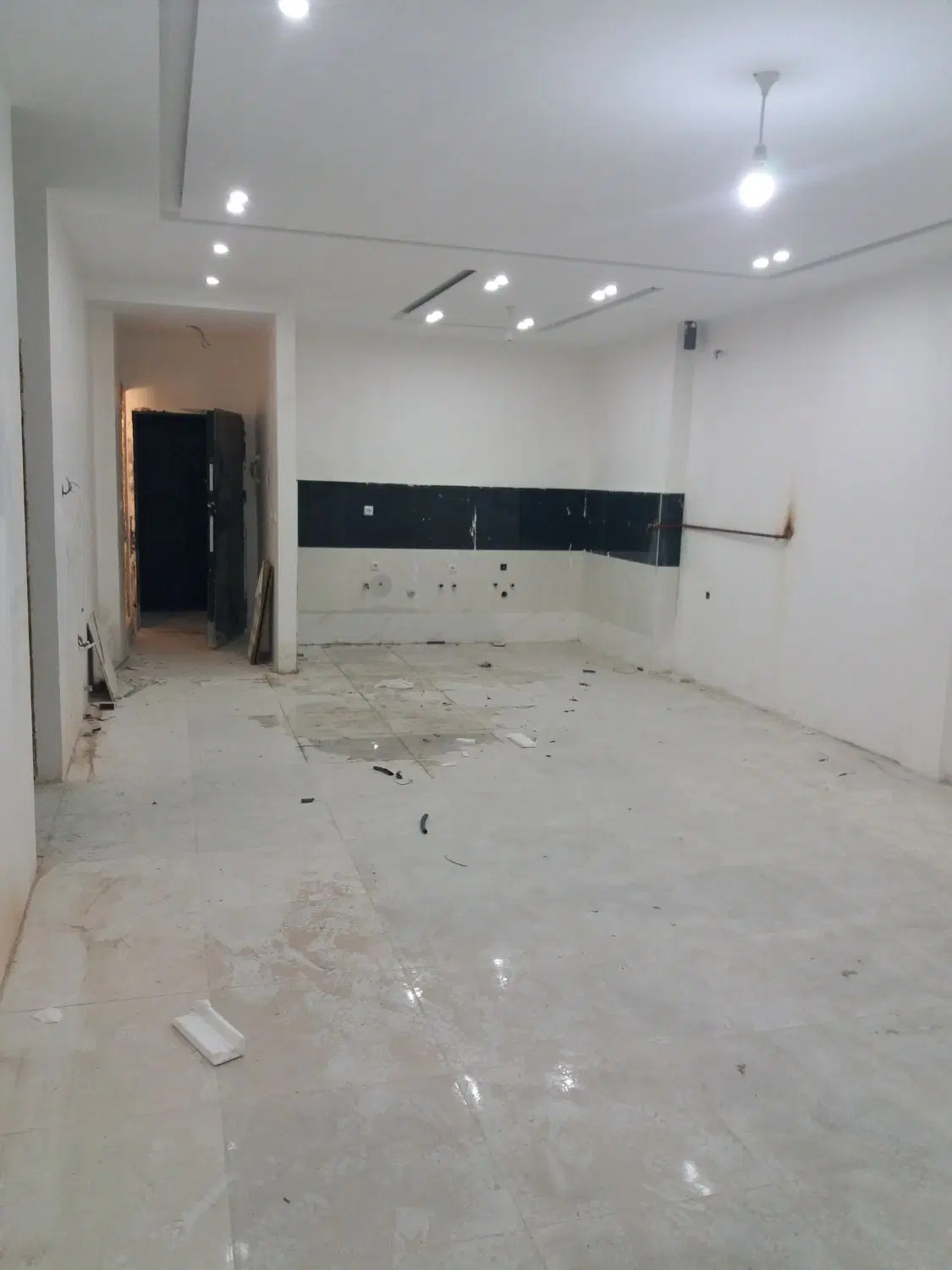 ۱۰۰ متر ۲ خواب سرجلو معبر۱۵ متری