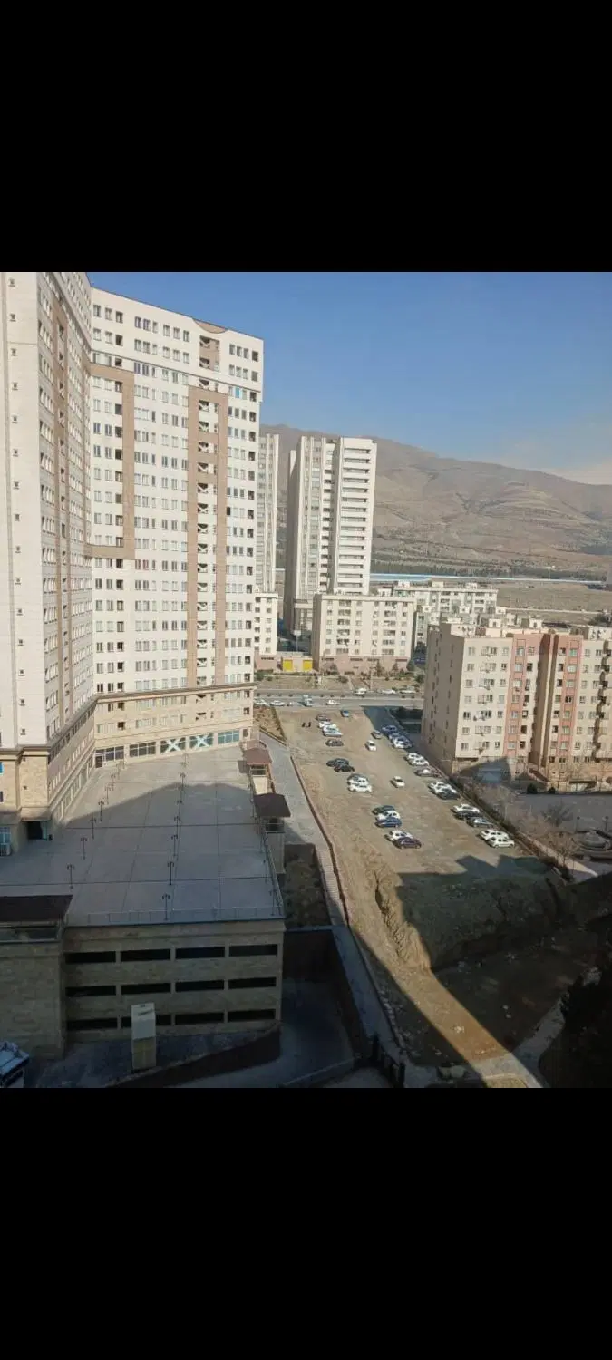 برج الماس دریاچه ۷۷متری فروش