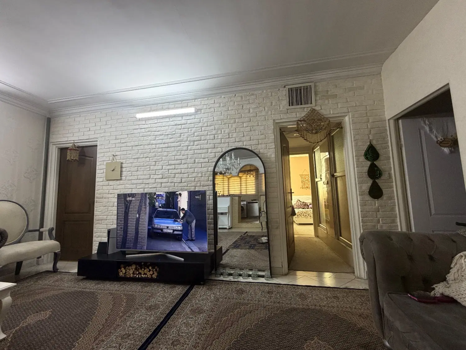 آپارتمان ۹۰ متری، تک واحدی