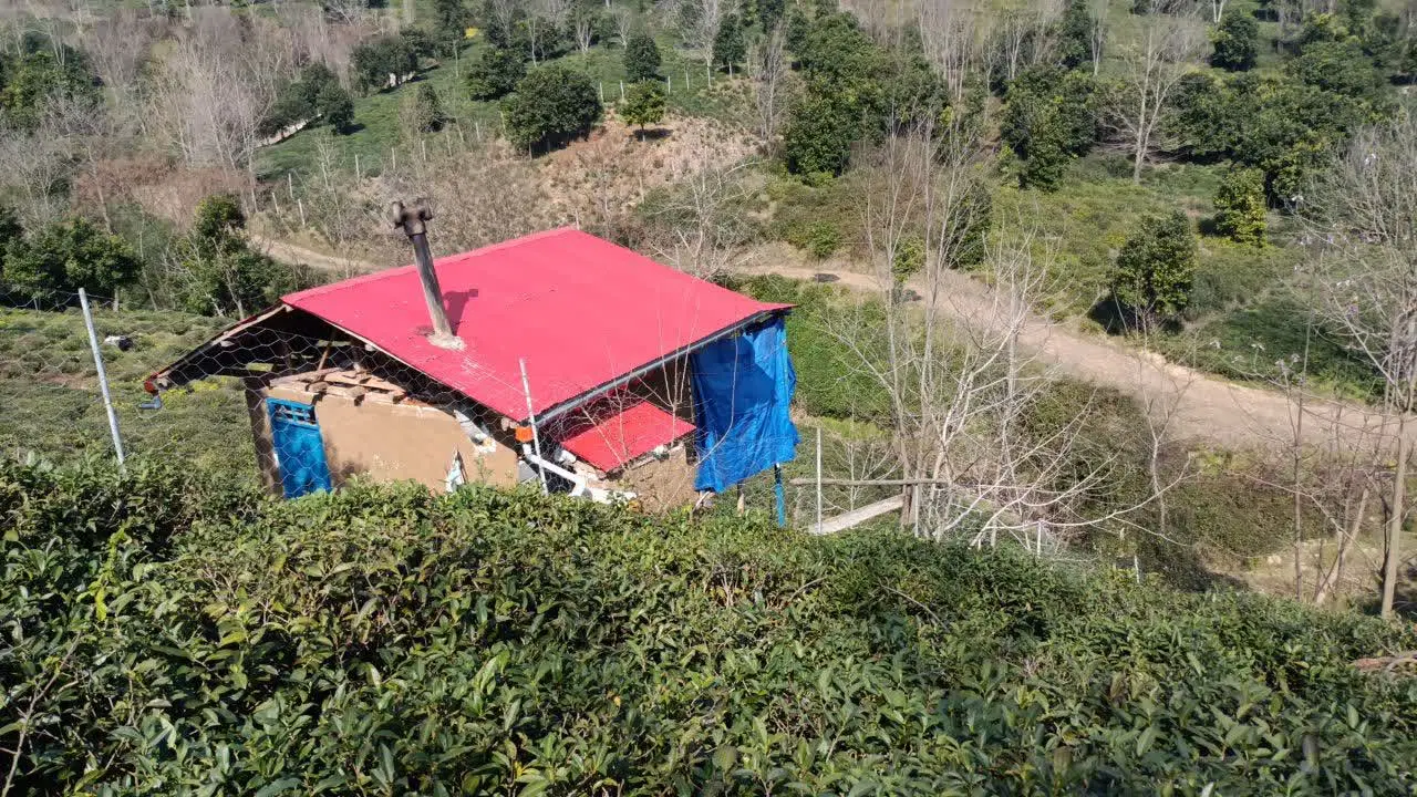 خانه سنتی بهمراه مغازه جای دنج کم قیمت