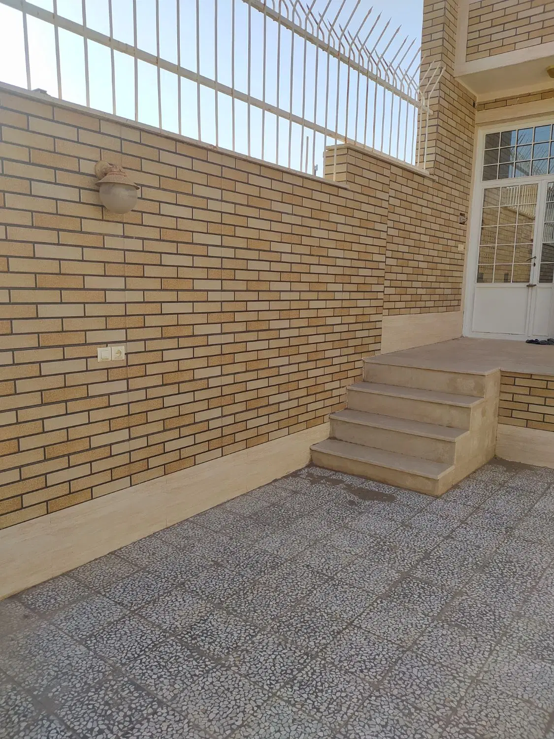منزل مسکونی فروشی