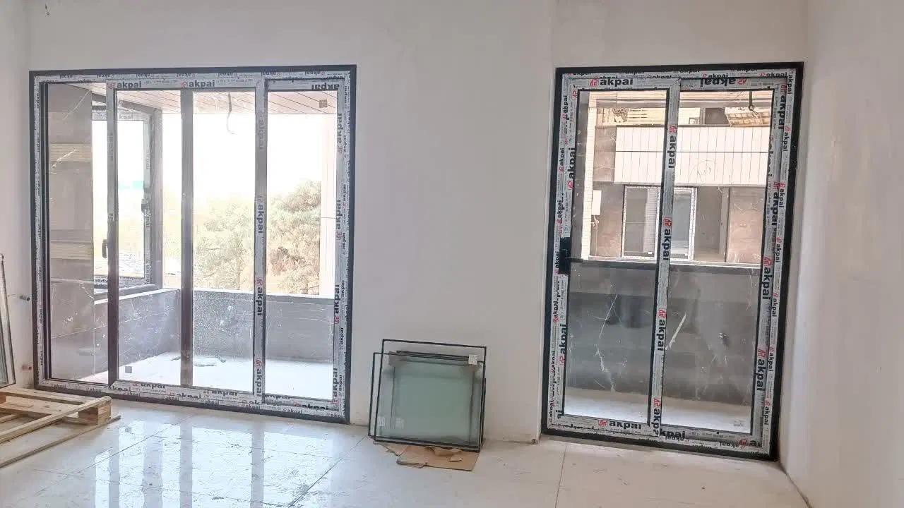 آپارتمان دو خواب جنوبی خ امام خمینی بر اتوبان