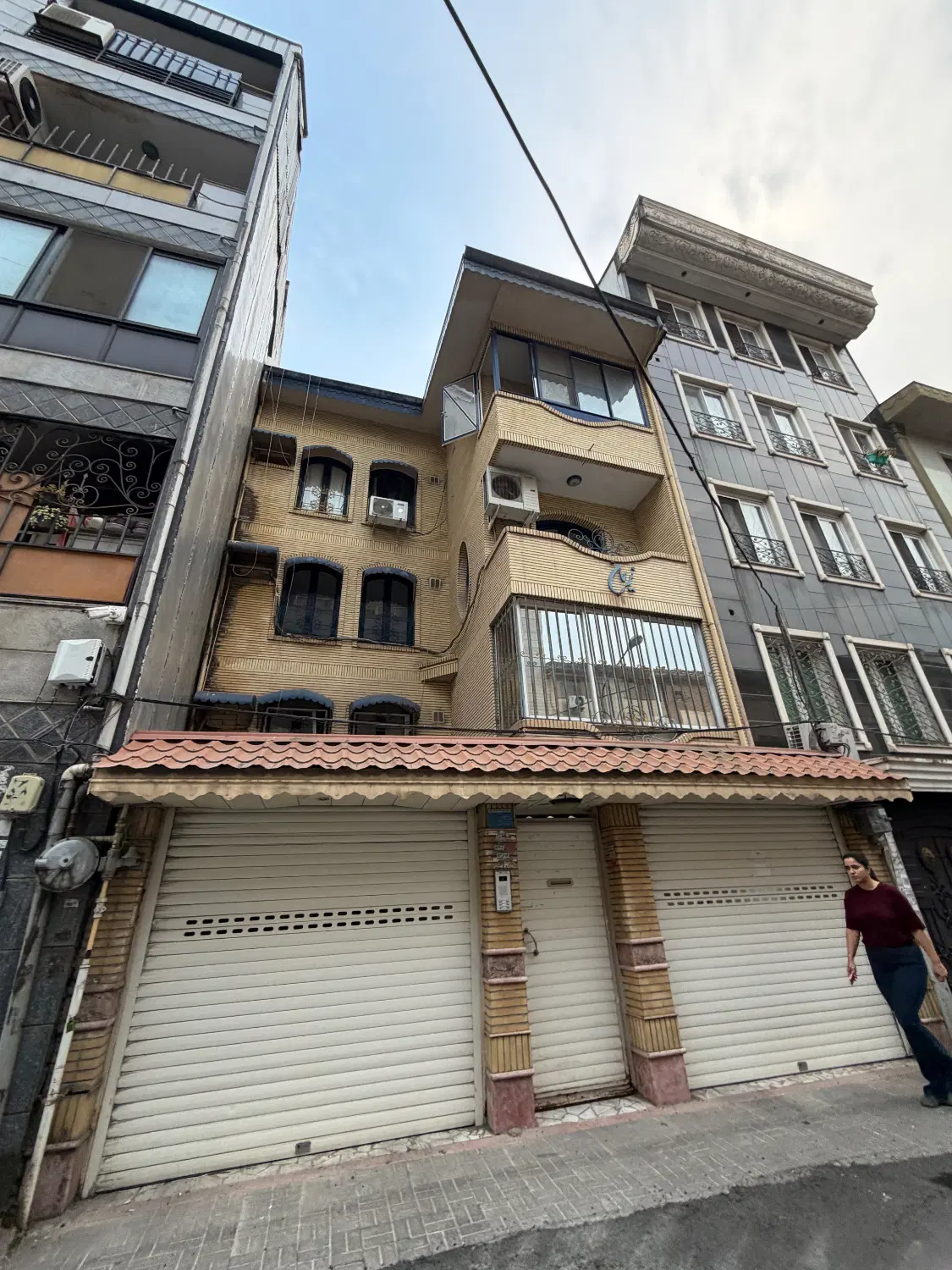 آپارتمان ۸۵متری سنددار بهترین لوکیشن بلوار گیلان