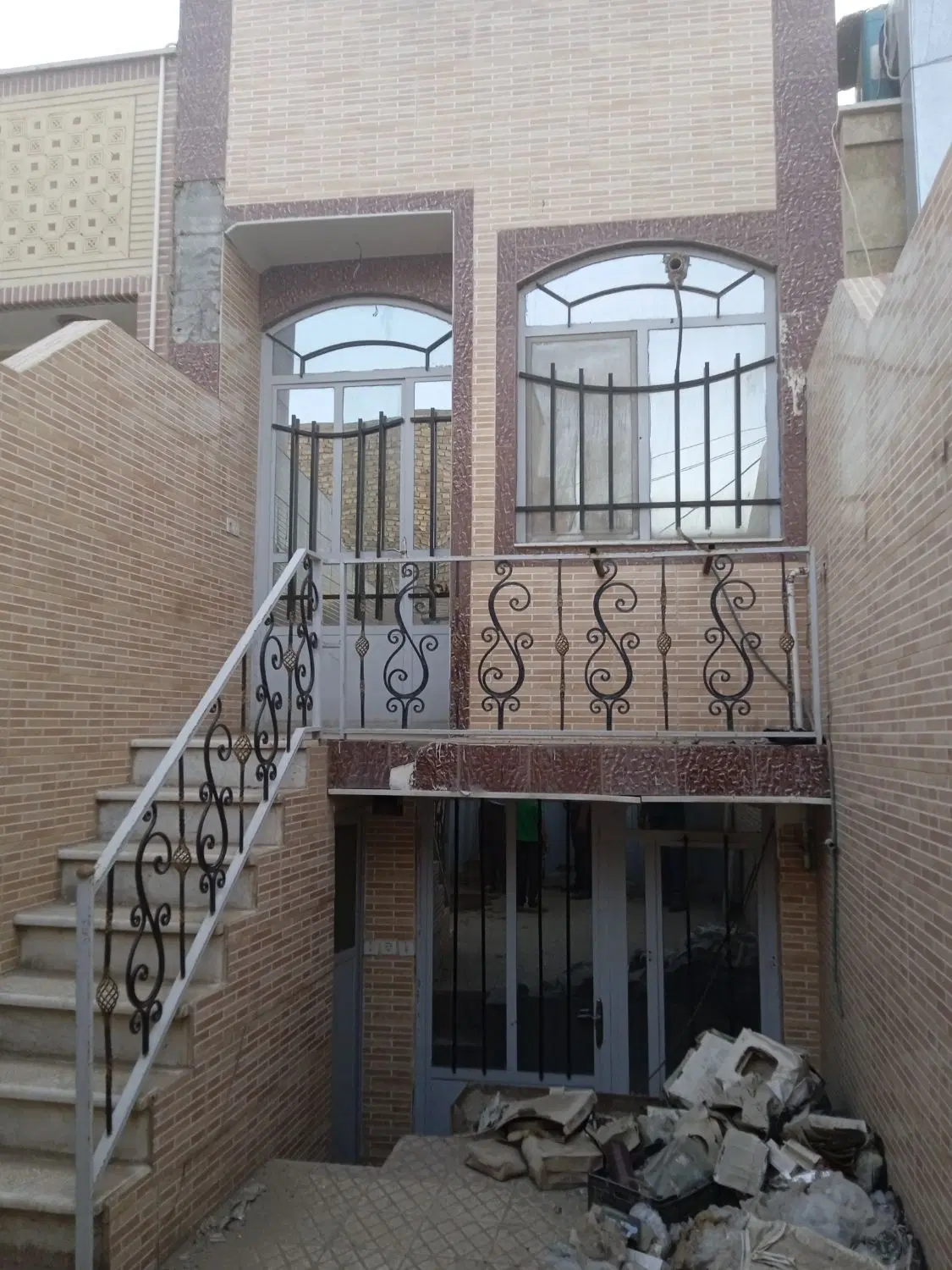 منزل3طبقه تابنده