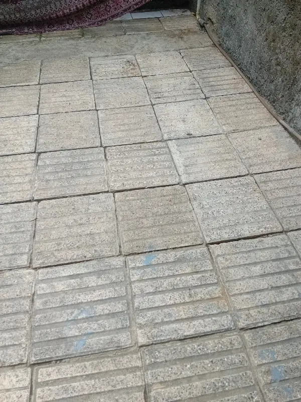 .راهنمایی زمین درمحدوده فلکه امام رضانگین شهر